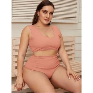 Pink textured scalloped 2 piece bikini
